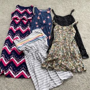 5 dresses youth XL or JR. small
